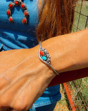 Load image into Gallery viewer, Sunny Vintage Cuff
