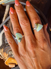 Load image into Gallery viewer, Vinita Palomino Adjustable Rings - Turnback Pony ™ - 
