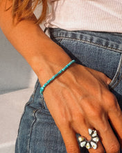 Load image into Gallery viewer, Chip Turquoise Bracelet/Anklet
