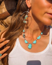 Load image into Gallery viewer, Dad’s 7 Stone Royston Necklace - Turnback Pony ™ - 
