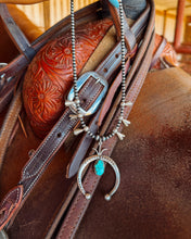 Load image into Gallery viewer, Dumont Squash Necklace
