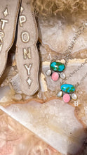 Load image into Gallery viewer, SALE Mare Necklace - Turnback Pony ™ - Necklace

