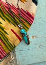 Load image into Gallery viewer, Dad’s #3 Necklace 25 Carat Stone
