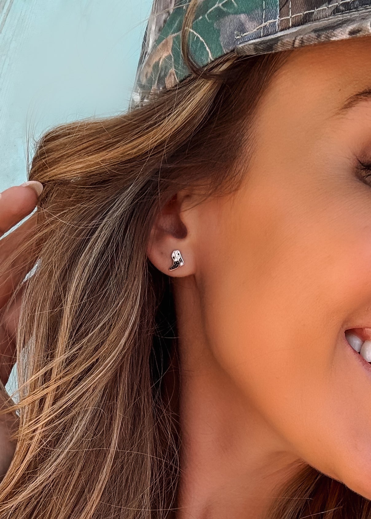 Kickin' It Silver Studs - Turnback Pony ™ - Earring