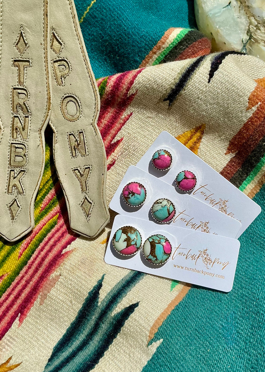 7/15 #8 Large Studs