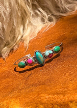 Load image into Gallery viewer, Tierra Cuff - Turnback Pony ™ - Cuff
