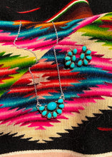 Load image into Gallery viewer, Crochet Set - Turnback Pony ™ - Necklace earring set
