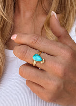 Load image into Gallery viewer, Tulie Gold Ring
