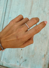 Load image into Gallery viewer, Lover Band Ring
