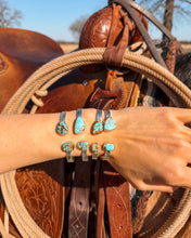 Load image into Gallery viewer, LV Marnie Cuff - Turnback Pony ™ - Bracelet
