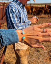 Load image into Gallery viewer, Marnie Cuff - Turnback Pony ™ - Bracelet
