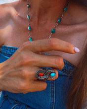 Load image into Gallery viewer, May Vintage Ring Size 7.5
