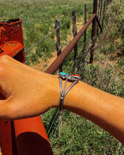 Load image into Gallery viewer, Arden Vintage Cuff
